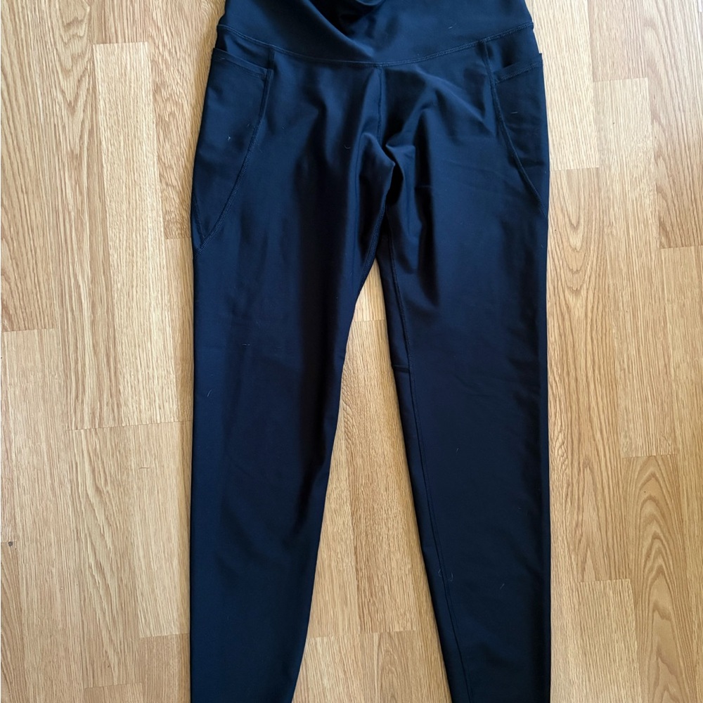 Old Navy Active Elevate Black Leggings NWOT
